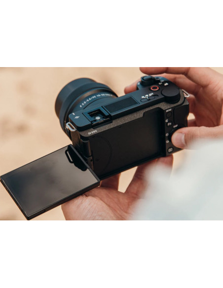 SONY ZVE10 MARK II 26MP VARIANGLE SCREEN FOR VLOGGING 4K  SEL 1650 OSS II